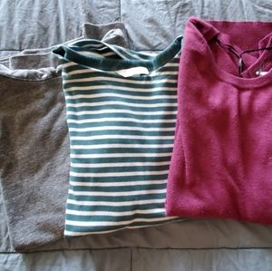 3 Maternity tops (large)